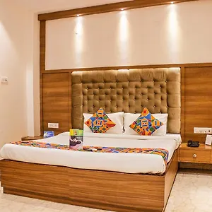 hotel-sarin-inn.hotels-varanasi.com/